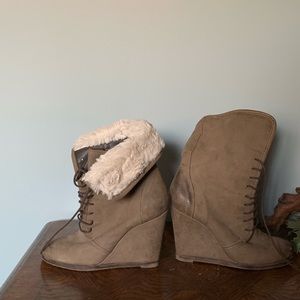 Fur lined boots. Great quality.